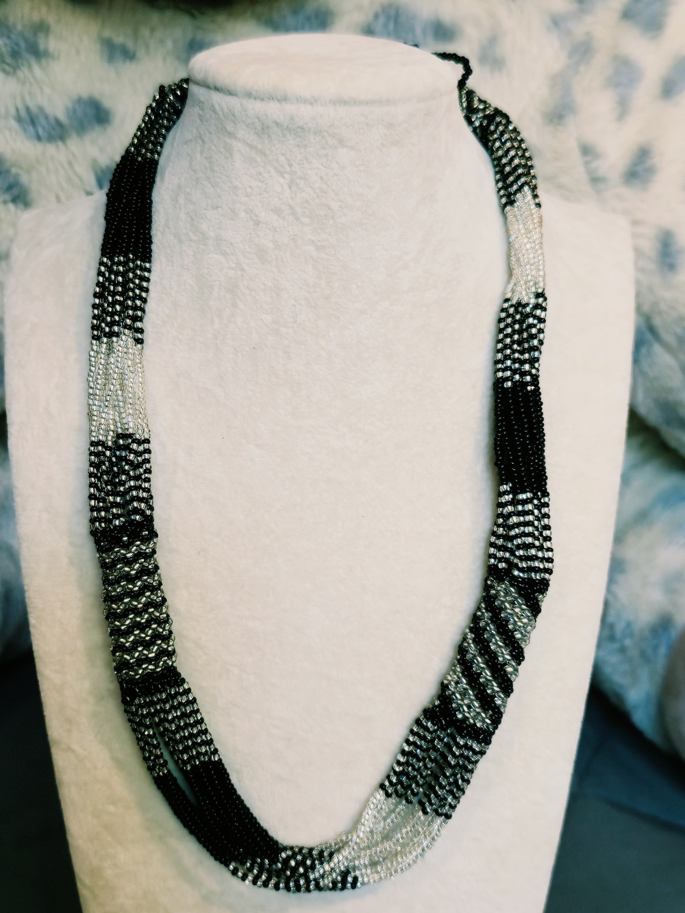 Vintage Multi-strand Black & Silver Beaded Rope Necklace Stylish Women's Jewelry